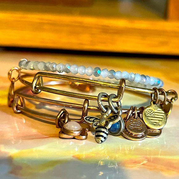 Alex + Ani Set of 3 beaded charm stacking bracelets - Picture 1 of 12